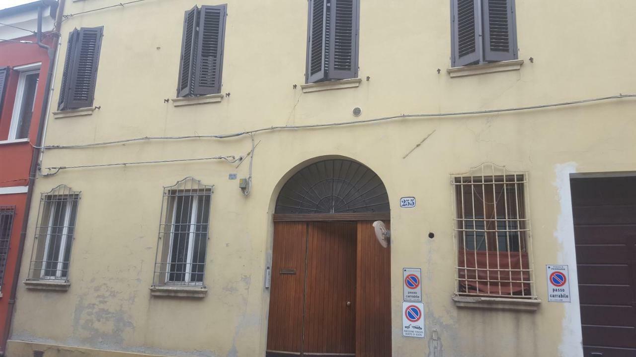 Carlo Mayr Apartment Ferrara Exteriör bild