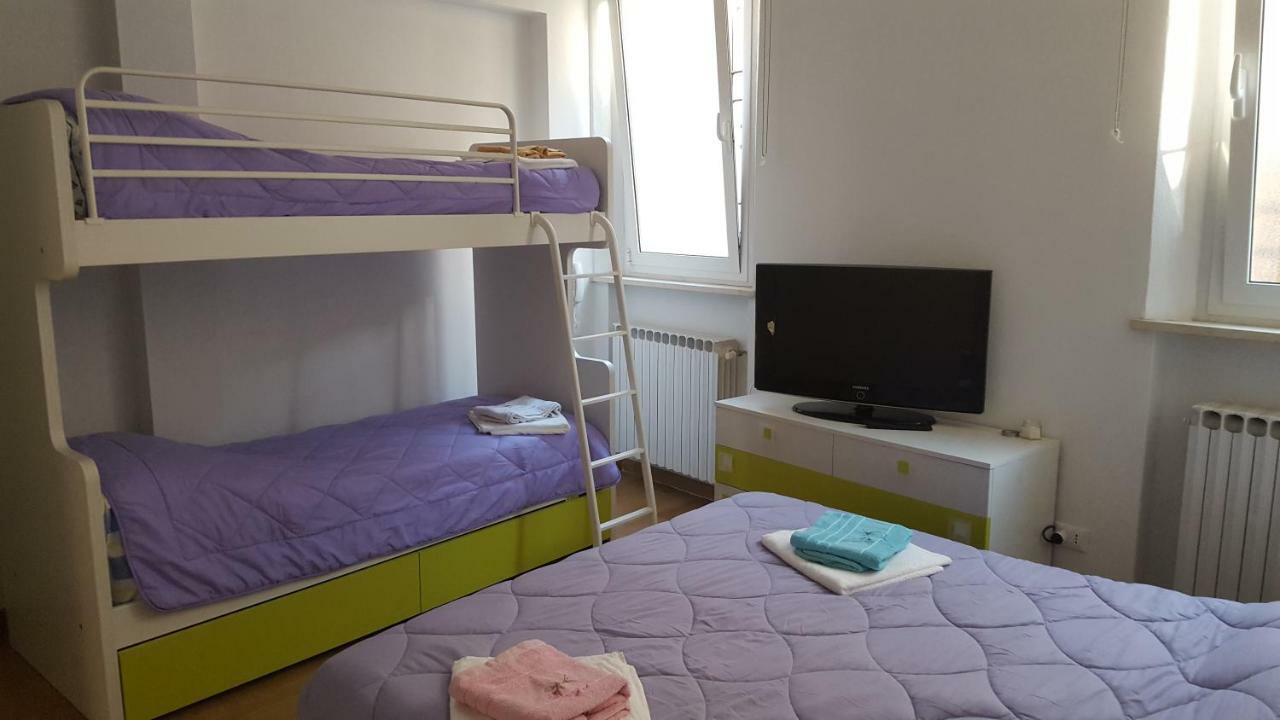 Carlo Mayr Apartment Ferrara Exteriör bild
